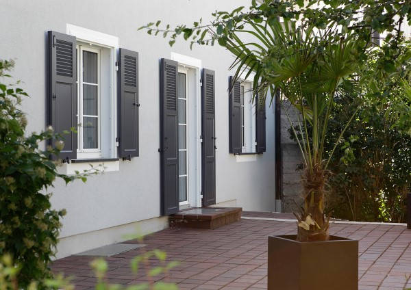 Ehret Klappladen modern