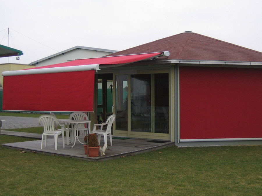 Referenzbild Markisen & Senkrechtmarkisen