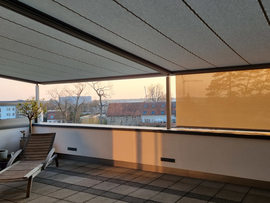 Referenzbild Markisen & Senkrechtmarkisen