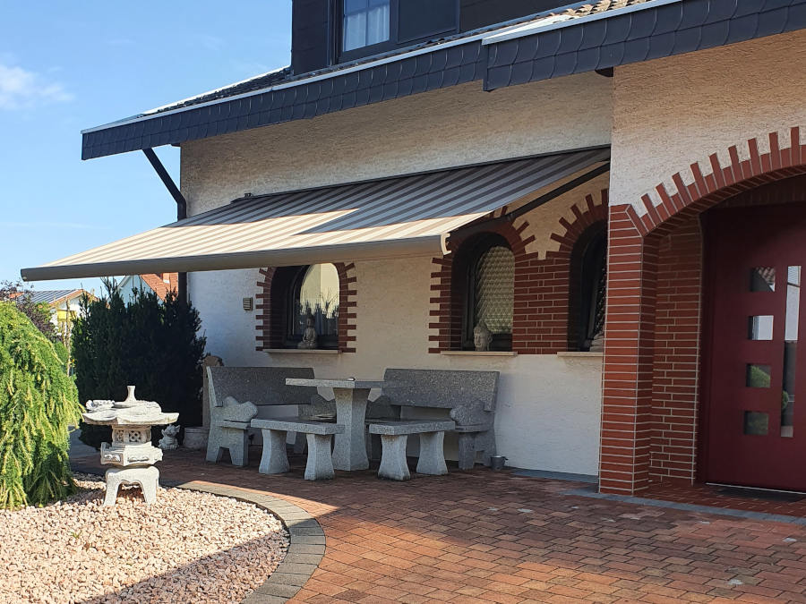 Referenzbild Markisen & Senkrechtmarkisen