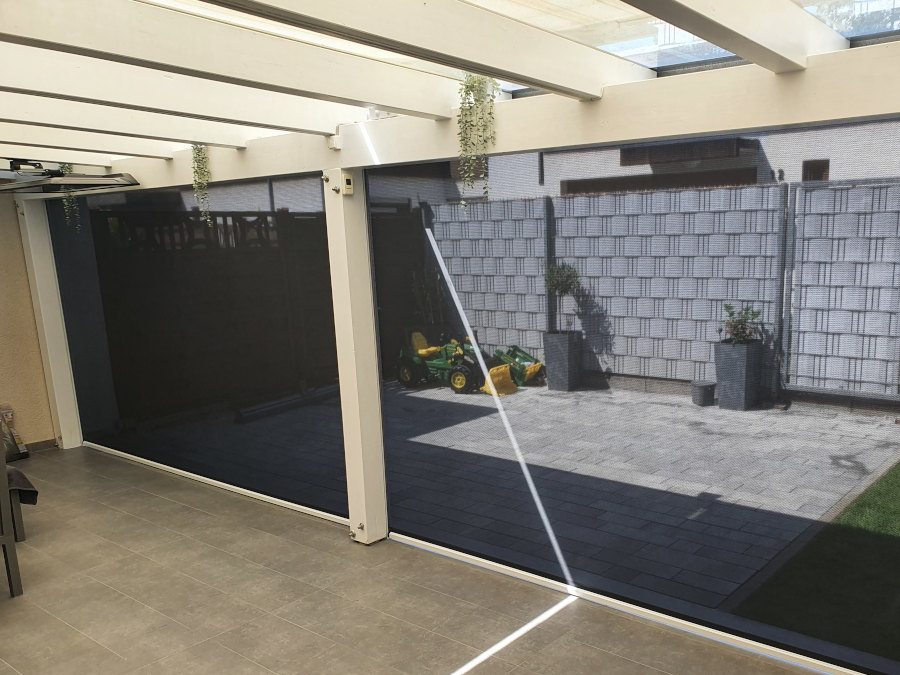 Referenzbild Markisen & Senkrechtmarkisen